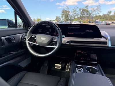 2027 Cadillac VISTIQ Luxury