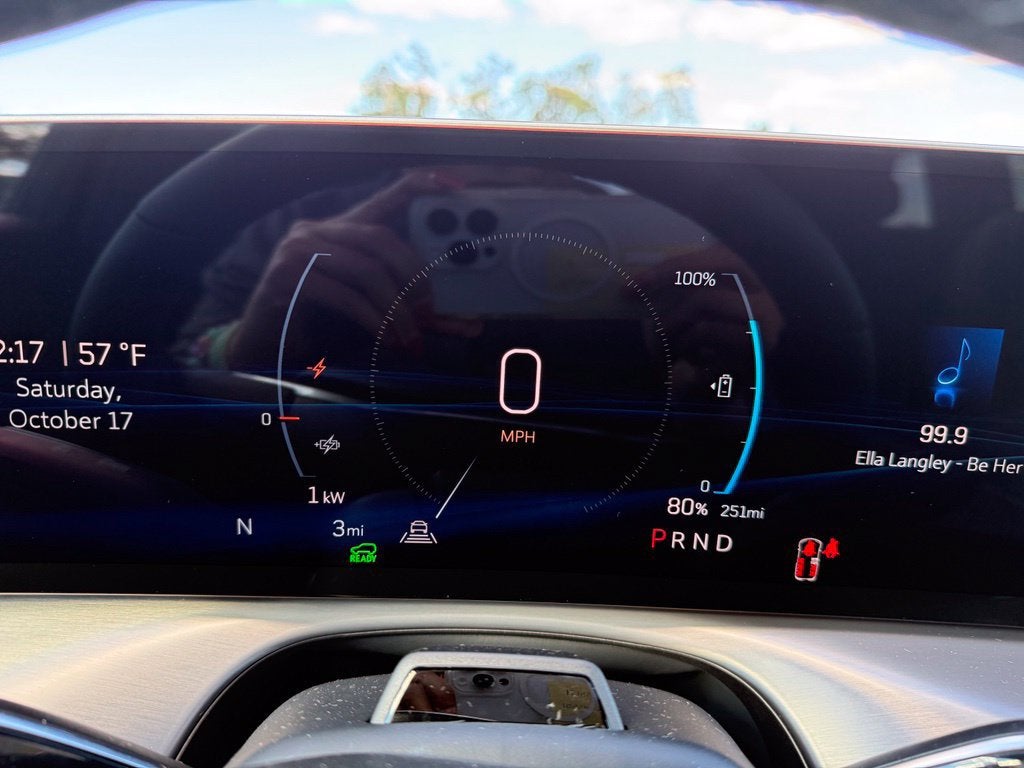 2027 Cadillac VISTIQ Luxury