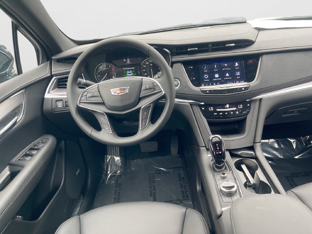 2026 Cadillac XT5 Luxury
