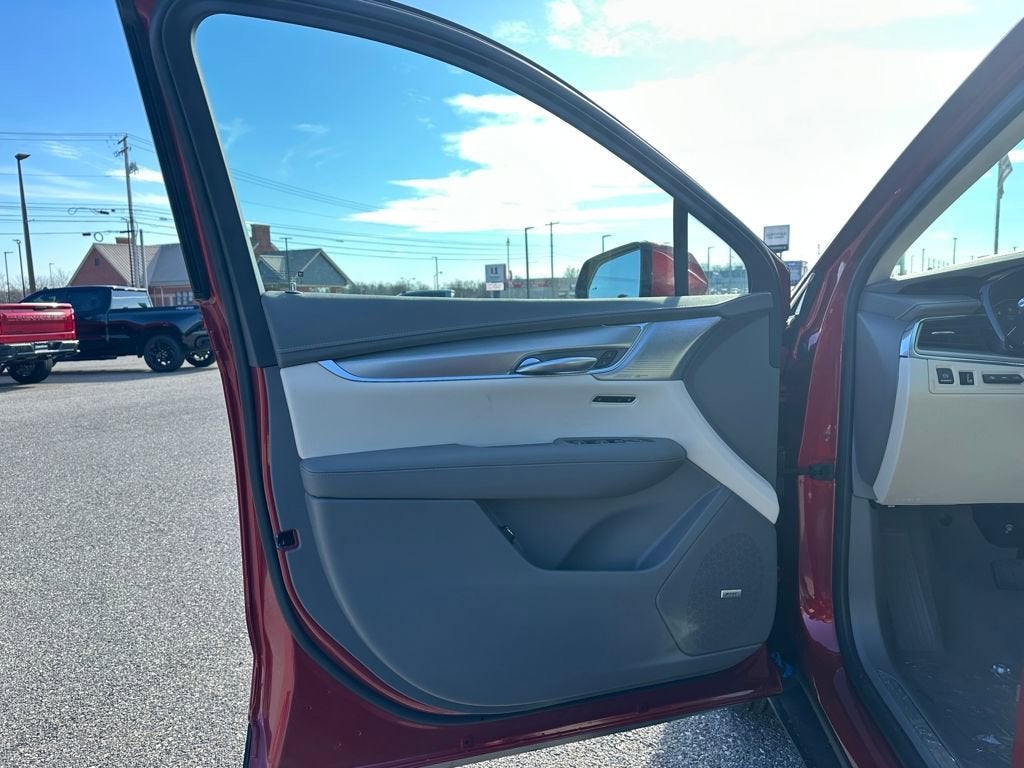 2026 Cadillac XT5 Premium Luxury