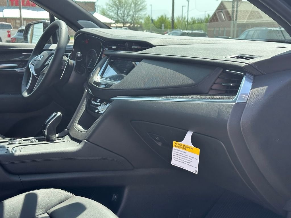 2026 Cadillac XT5 Sport