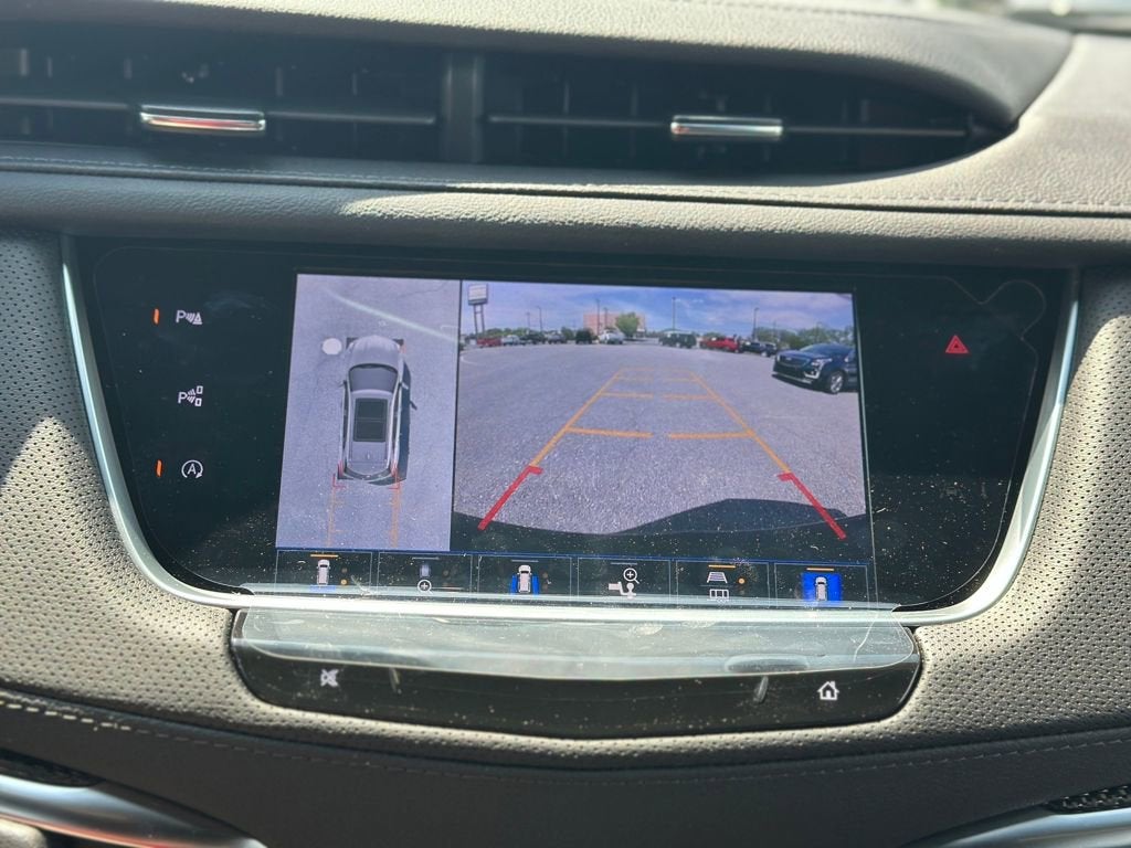 2026 Cadillac XT5 Sport