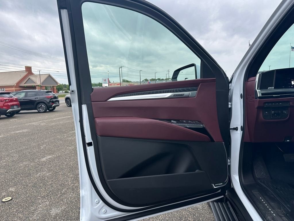 2026 Cadillac Escalade Luxury