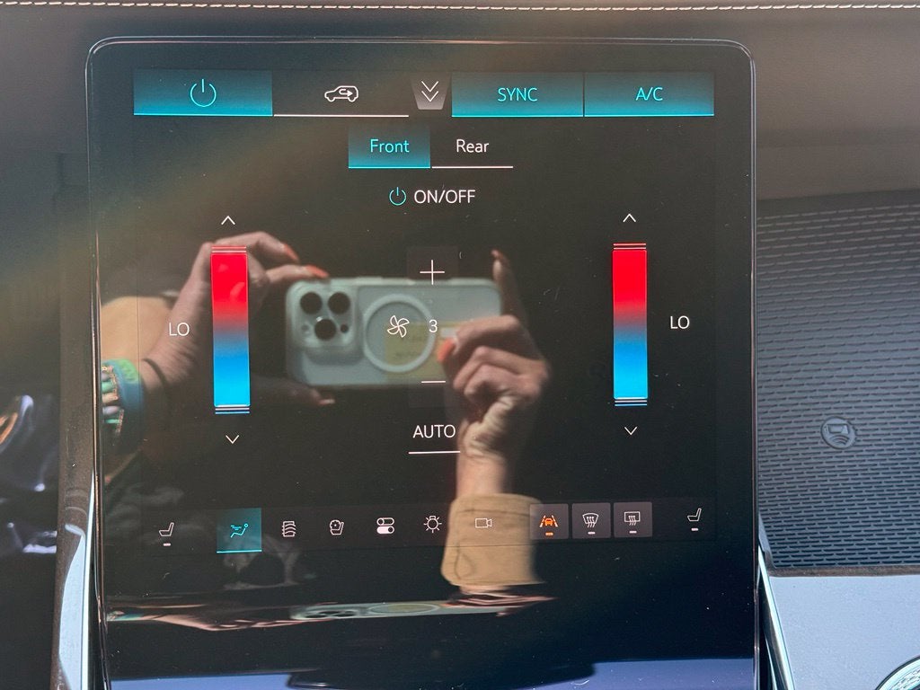 2027 Cadillac Escalade 4WD Platinum Sport