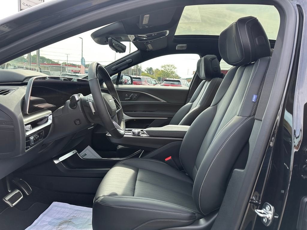 2026 Cadillac LYRIQ V-Series