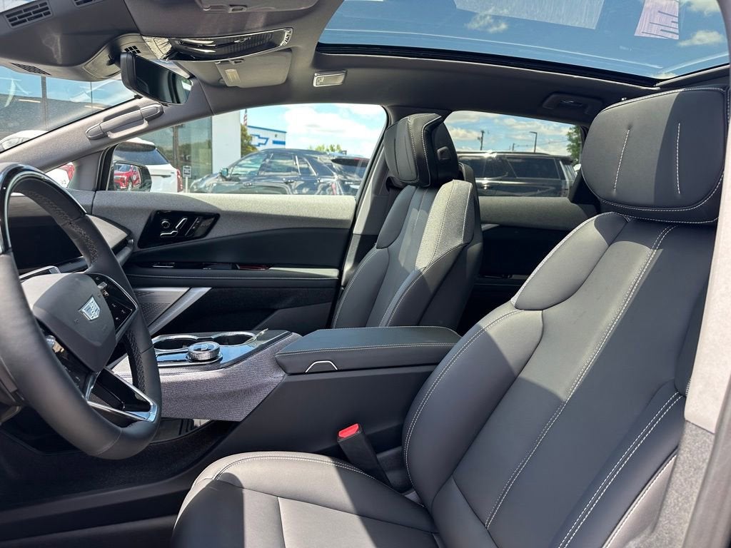 2026 Cadillac OPTIQ Luxury