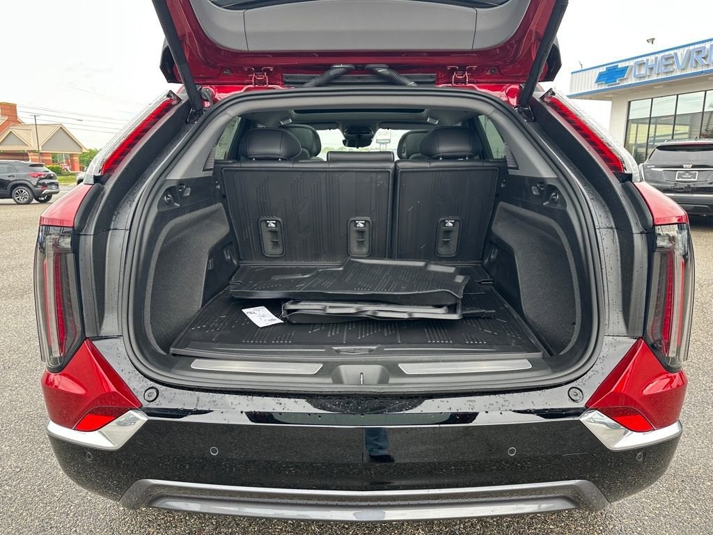 2026 Cadillac OPTIQ Luxury