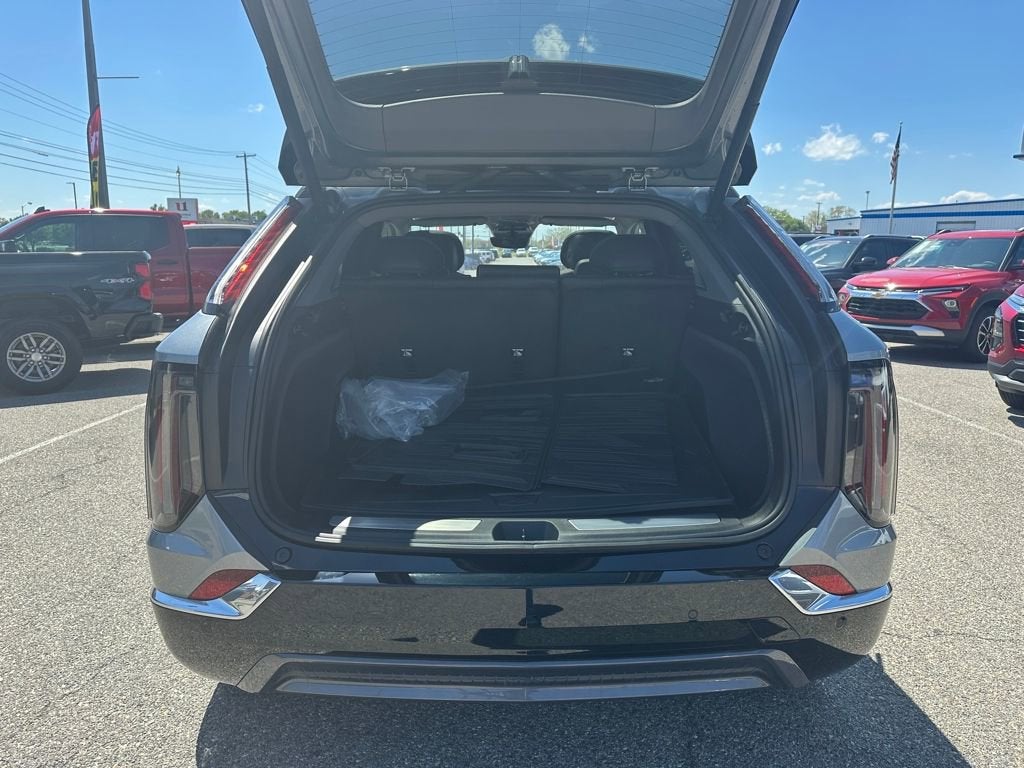 2026 Cadillac OPTIQ Luxury