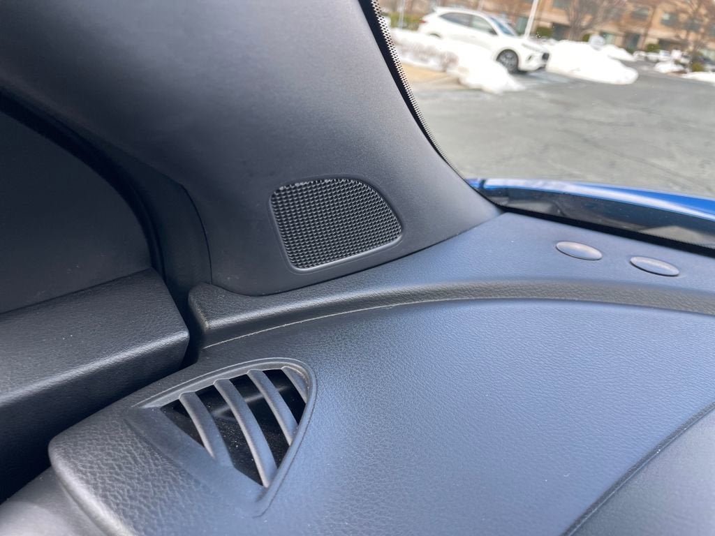 2023 Nissan Kicks SR Xtronic CVT