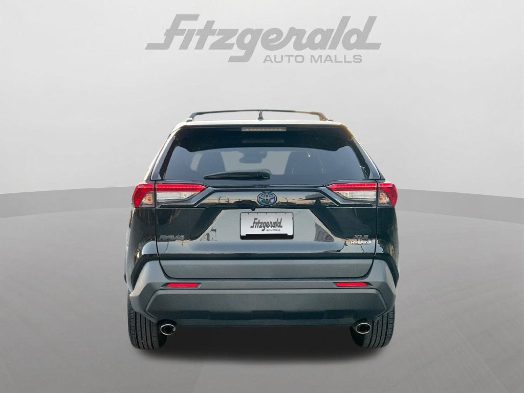 2022 Toyota RAV4 Hybrid XLE Premium