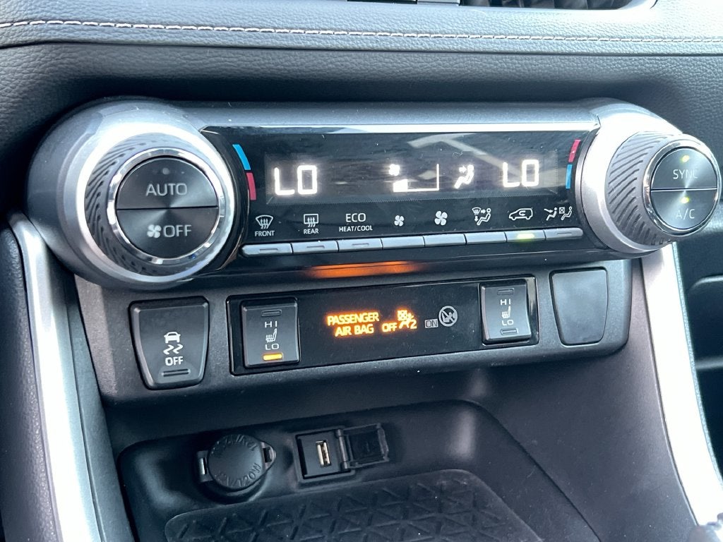 2022 Toyota RAV4 Hybrid XLE Premium