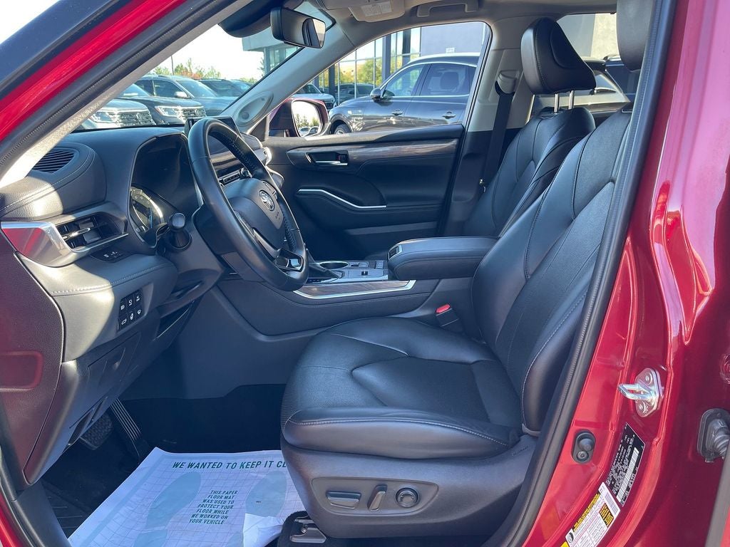 2022 Toyota Highlander Hybrid Limited