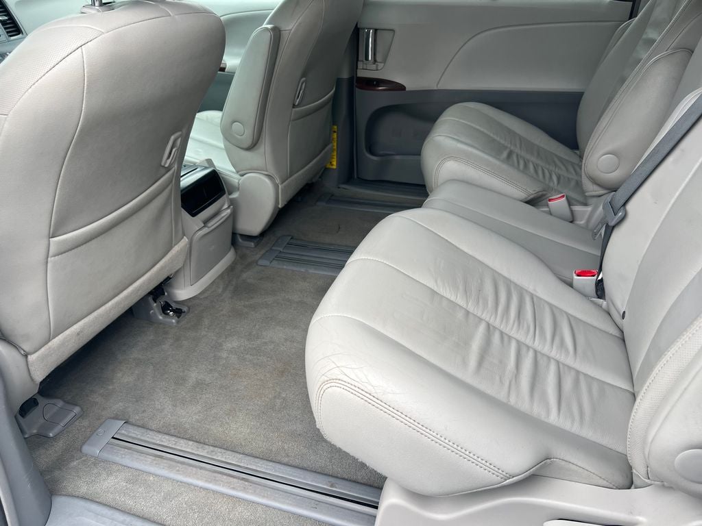 2014 Toyota Sienna XLE