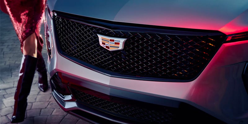 2025 Cadillac XT4 emblem